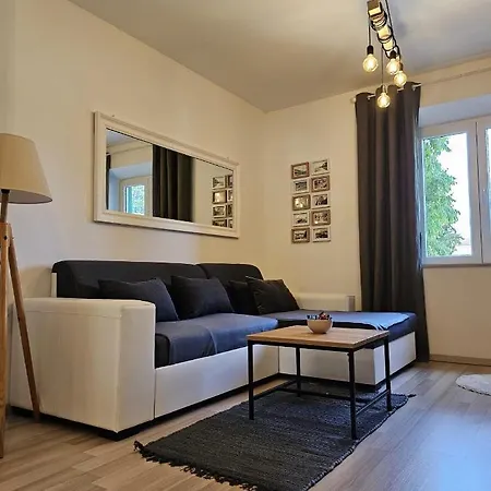 شقة Lux زادار